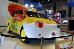 toyopet-pokemon-pikachu-fennekin-car-tokyo-toy-show-2014-4