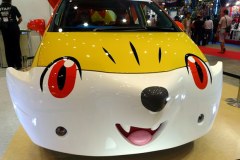 toyopet-pokemon-pikachu-fennekin-car-tokyo-toy-show-2014-6