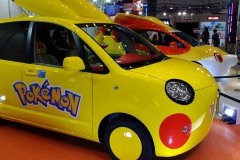 toyopet-pokemon-pikachu-fennekin-car-tokyo-toy-show-2014-7